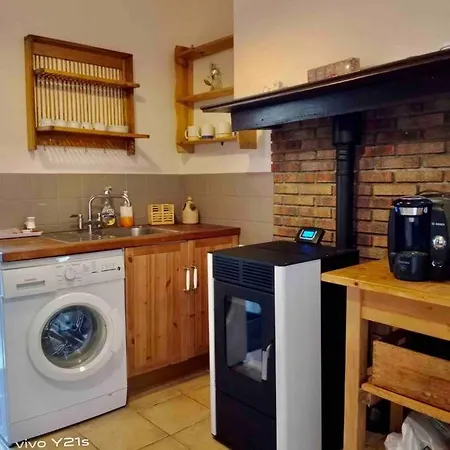 Petite Maison Au Coeur Du Village *